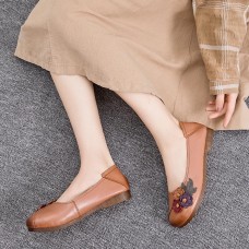 Women Vintage Floral Round Toe Genuine Leather Soft Sole Slip On Comfy Flats